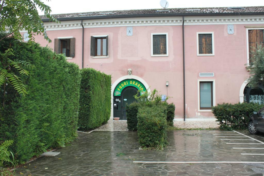 Villa Ferri Apartments Падуя Экстерьер фото